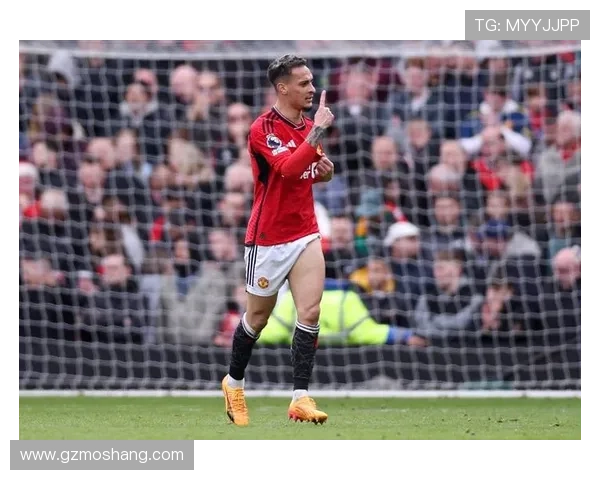 伯恩利新星安东尼崭露头角助球队崇高目标稳步推进 伯恩利新星安东尼崭露头角助球队崇高目标稳步推进