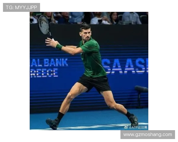 德约科维奇力克梅德韦杰夫问鼎巴黎大师赛冠军 终结赛季尴尬纪录 德约科维奇力克梅德韦杰夫问鼎巴黎大师赛冠军 终结赛季尴尬纪录