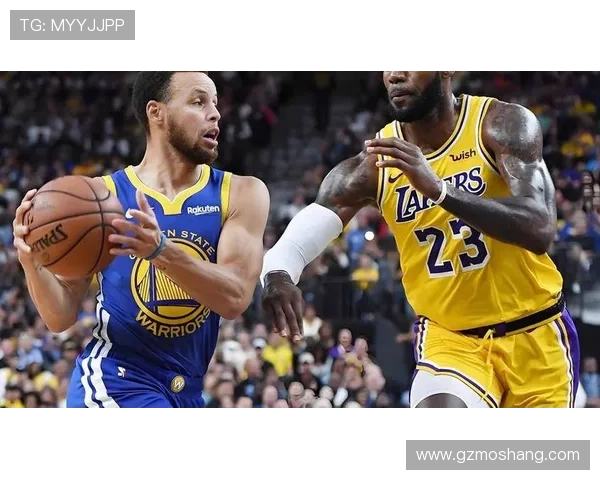 NBA最新战报：詹姆斯带领湖人逆转勇士迎来五连胜 库里伤情成焦点